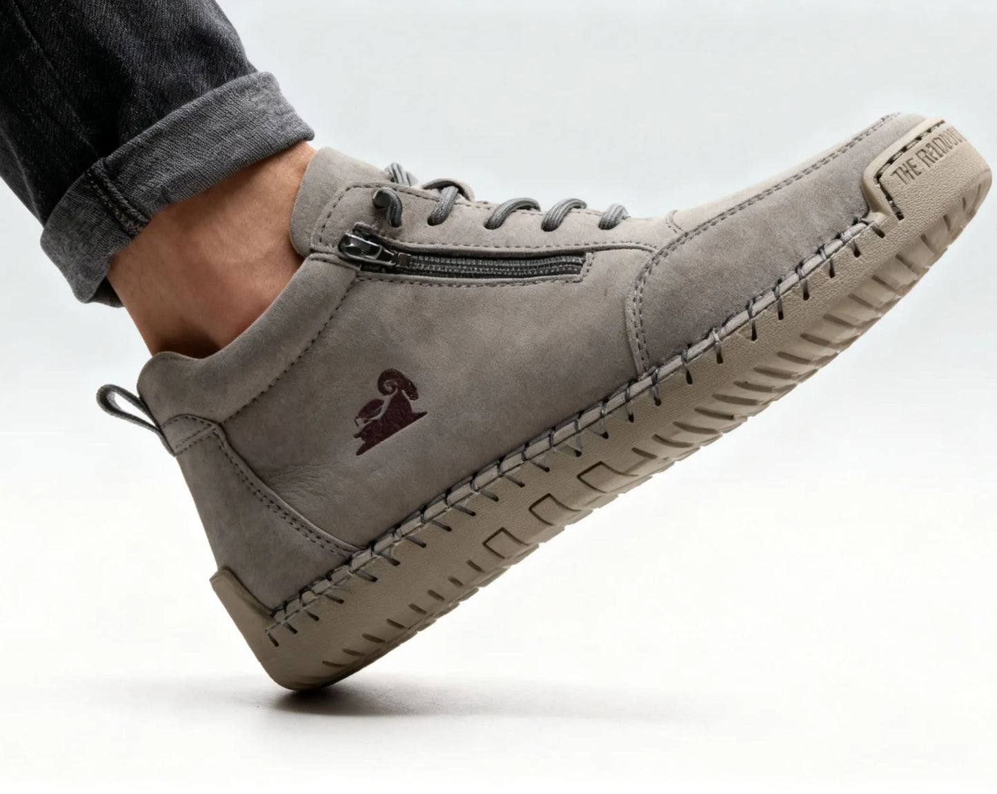 Scarpe ortopediche unisex DEVENP | Pelle di vitello impermeabile e antiscivolo di alta qualità | Design ergonomico per alleviare il fastidio a schiena, articolazioni e piedi | Sconto del 50% per un periodo limitato, fino a esaurimento scorte